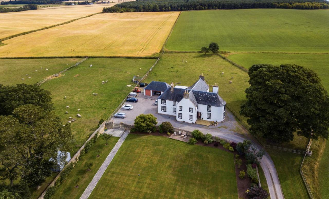 Bed and Breakfast Tarrel Farmhouse à Portmahomack Extérieur photo