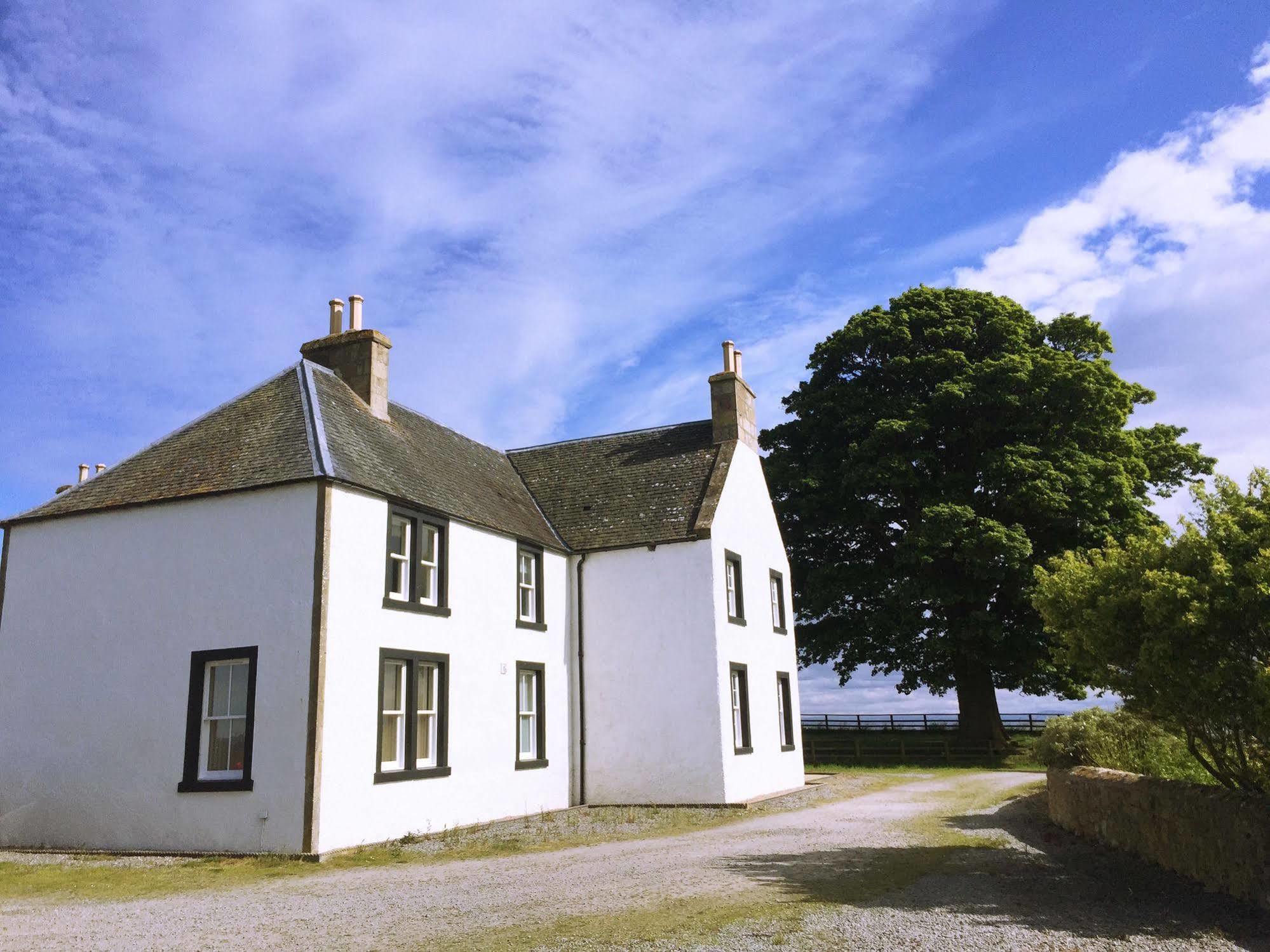 Bed and Breakfast Tarrel Farmhouse à Portmahomack Extérieur photo